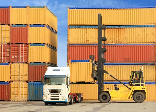 中国掌控世界级大港，年收益150亿，新加坡叹失华贸易机遇