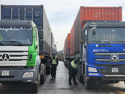 甘其毛都边检站 筑牢国门安全防线 高效护航进出口贸易